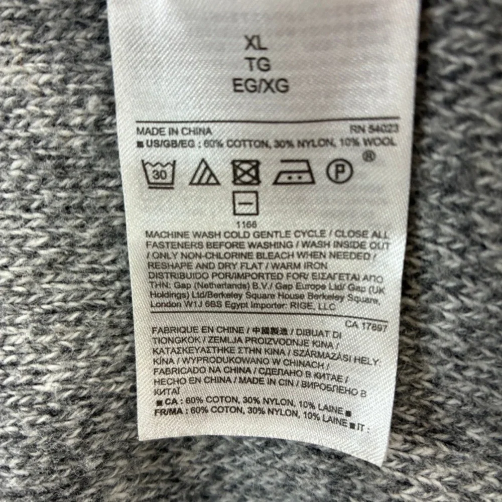 Banana Republic Men's XL Gray Knit‎ Button Front Mock Neck Cardigan Sweater Wool